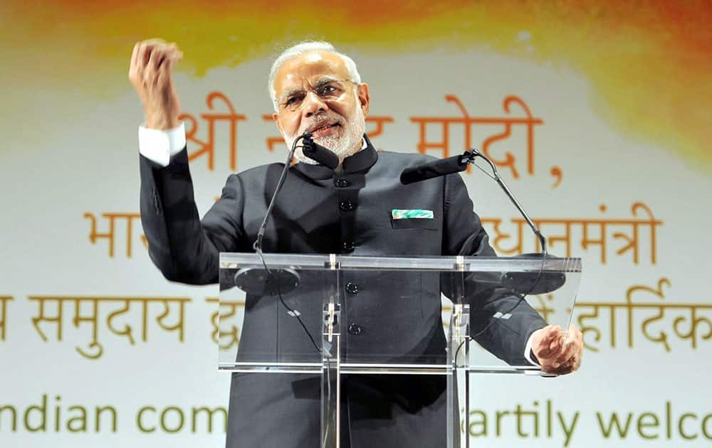Prime Minister Narendra Modi addressing the Indian community people in Dublin.