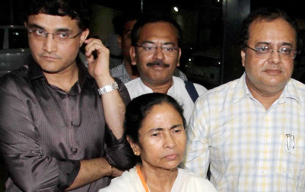 West Bengal Chief Minister Mamata Banerjee with former cricket captain Sourav Ganguly & other CAB officials in Kolkata.