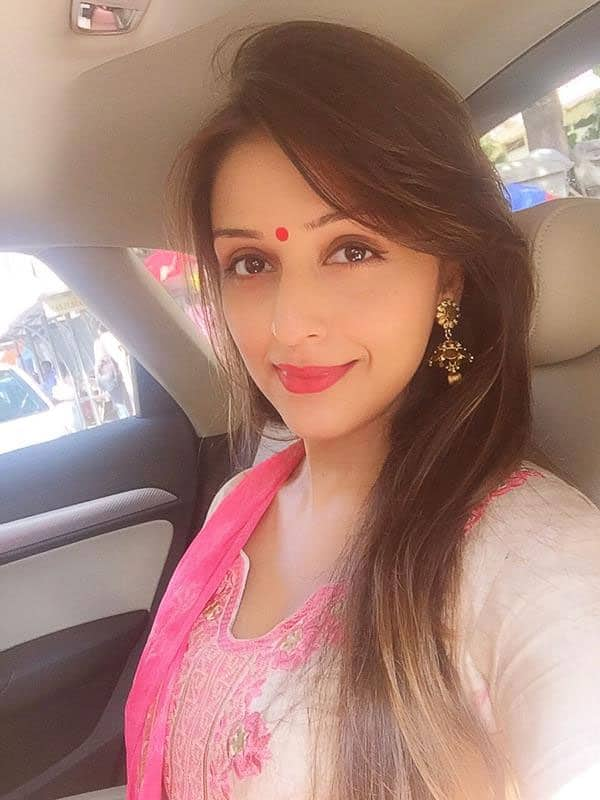 Eid mubarak tweeps. May Allah bless all of u. - Twitter@aartichabria