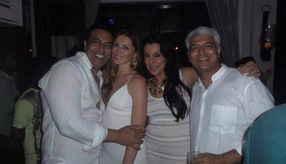 With @RealVinduSingh  and DIna in Goa at the wonderful 3 day birthday celebration of @amrik_r . Twitter@poojabeditweets