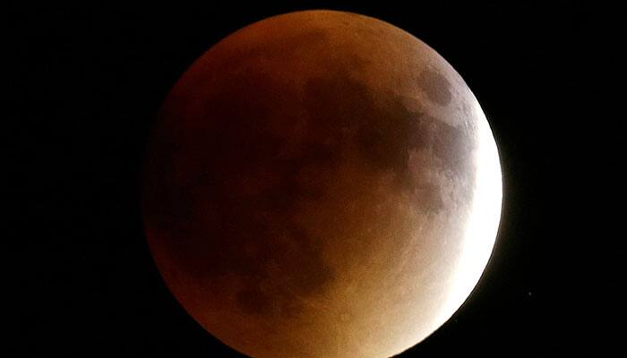 Watch: The &#039;super blood moon&#039; eclipse online