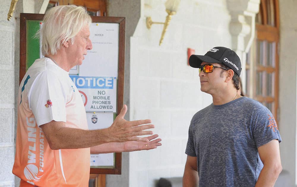 Sachin Tendulkar with Jeff Thomson at BKC Ground in Mumbai.