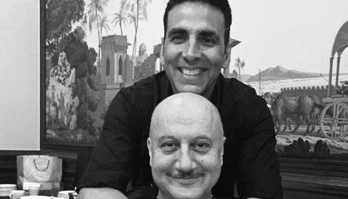 Anupam Kher wishing the best for Akshay Kumar&#039;s &#039;Singh Is Bliing&#039;!