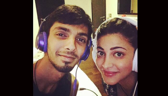 Shruti Haasan records song with Anirudh Ravichander for Tamil film &#039;Vedalam&#039;