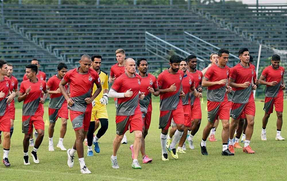 Atletico de Kolkata team during their training session in Kolkata on Wednesday ahead of 2nd edition ISL tournament. 