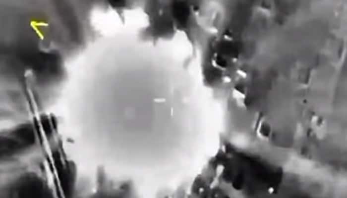 Russia bombs ISIS headquarters in Syria, video goes viral on internet - Watch  
