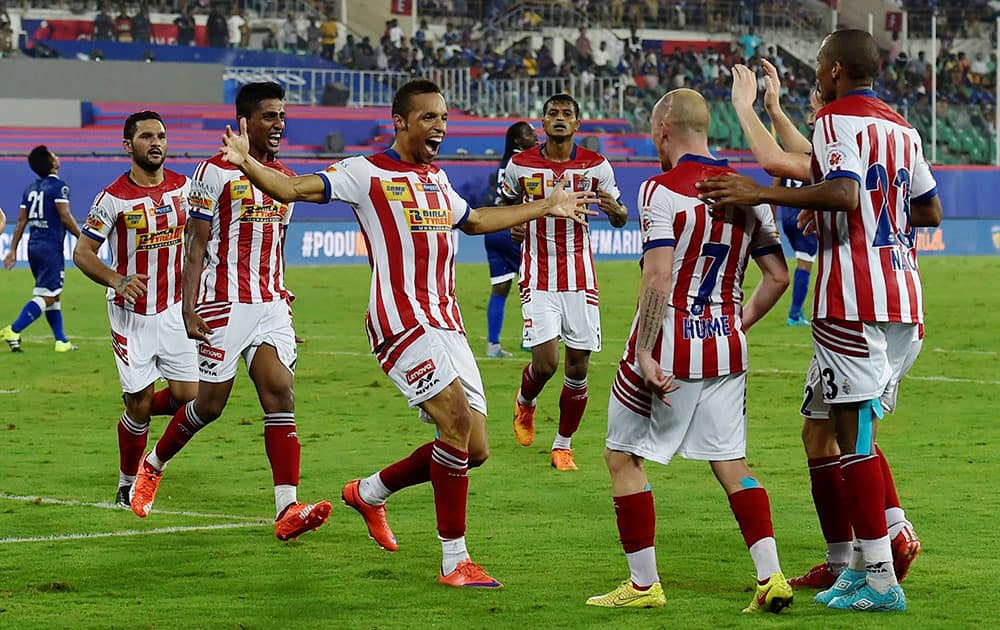 Players of Atletico de Kolkata celebrating after win the match against Chennaiyin FC during the ISL Match 2015 at Jawaharlal Nehru Stadium in Chennai.