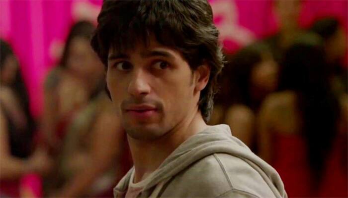 Sidharth Malhotra rejoices shooting for &#039;Baar Baar Dekho&#039;