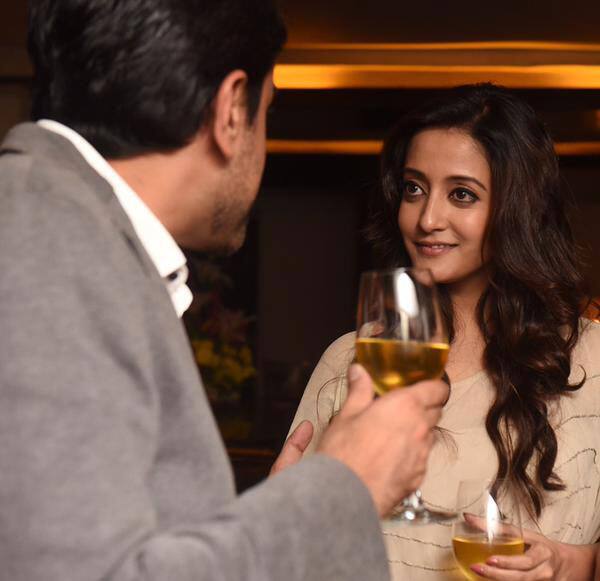 raima sen :- Some more pics of Cesare's party in plush   -twitter