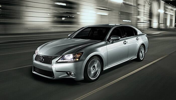 Toyota unveils Lexus GS, the self-driving car