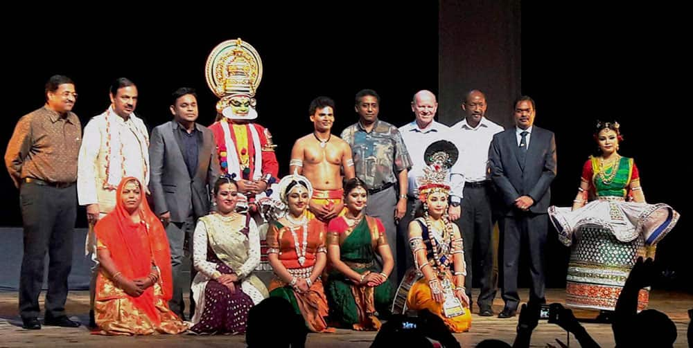 Minister of State for Culture, Tourism and Civil Aviation, Mahesh Sharma, with the Classical Indian Dance group ‘Nritya Rupa’ during the inauguration of Festival of India in Seychelles.