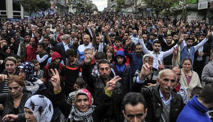 Thousands protest in Europe to denounce terror attacks during peace rally in Ankara