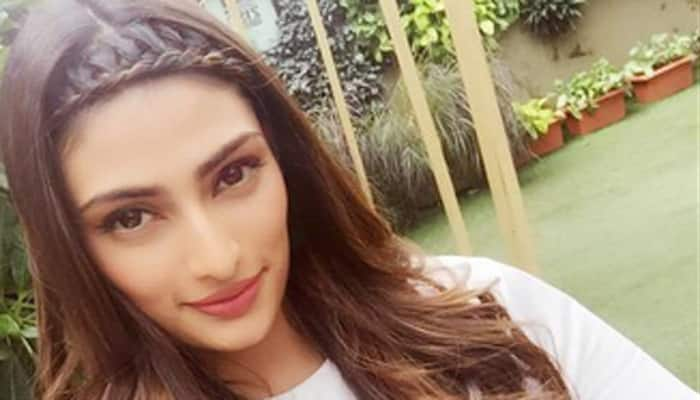 I am not here to become a fashion icon: Athiya Shetty