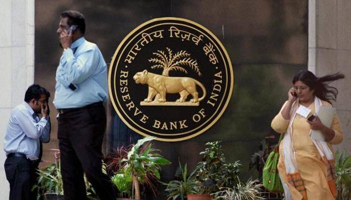 RBI sets rupee reference rate at Rs 64.7260 against dollar