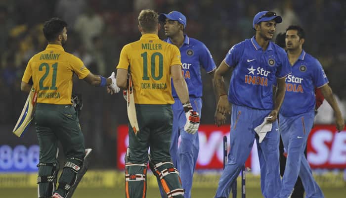 India vs South Africa: Winless MS Dhoni &amp; Co lodge complaint against umpire Vineet Kulkarni