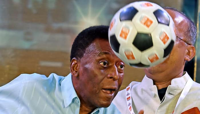 Pele backs Zico for FIFA president