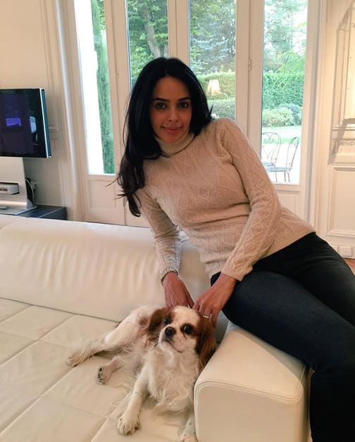 Both of us are posing:)! Twitter@mallikasherawat