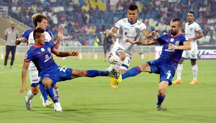 ISL 2015: Brilliant Steven Mendoza steals show to guide Chennaiyin FC past Mumbai