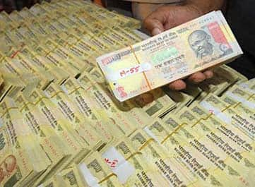 Rupee firms up 8 paise against dollar in early trade