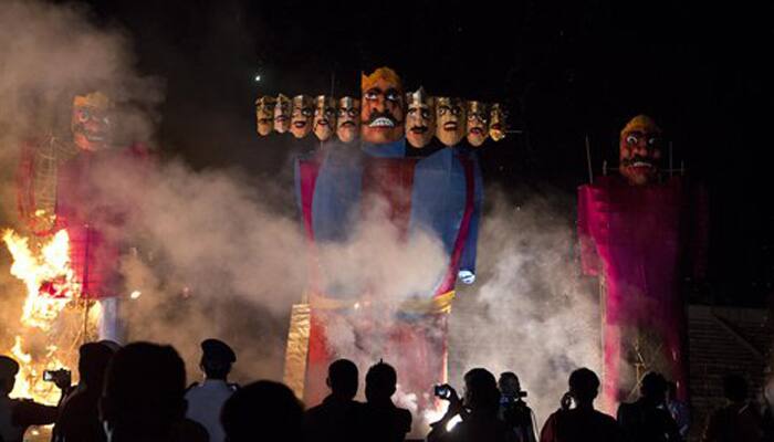 Evil goes up in smoke as country celebrates Dussehra