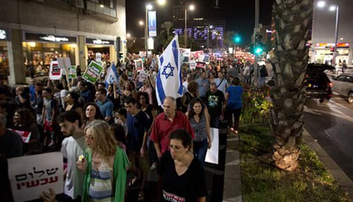 Thousands of Israelis march for peace