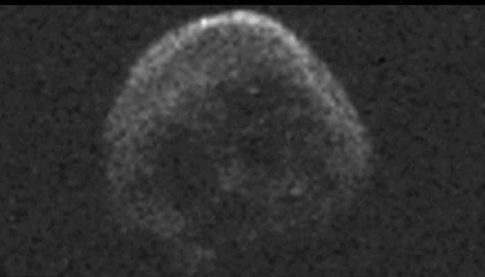 Halloween flyby asteroid “Spooky” a dead comet?