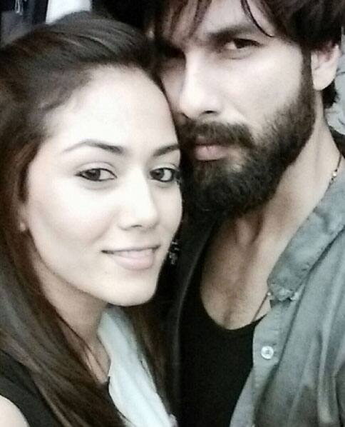 shahidkapoorDinner time with Mrs kapoor. Instagram/shahidkapoor