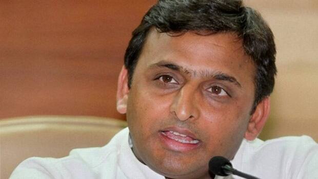 New faces in Akhilesh ministry, 20 ministers take oath in Uttar Pradesh