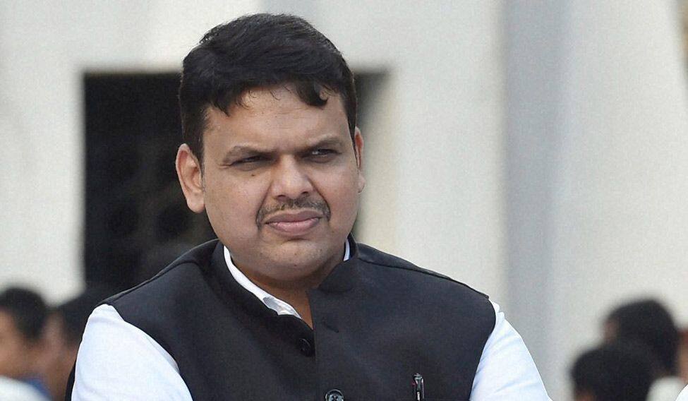 Maharashtra CM urges writers to take back awards they returned to govt