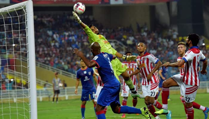 ISL: Iain Hume scores hat-trick as Atletico de Kolkata rout Mumbai City FC 4-1
