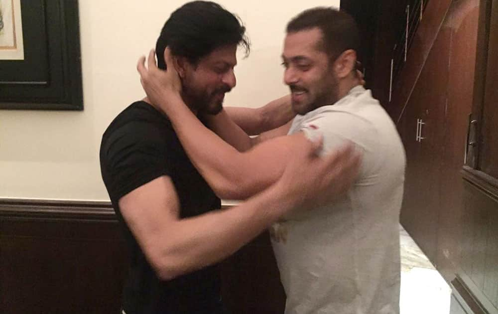 Shah Rukh Khan :- Prem Ratan Dhan Payo -twitter