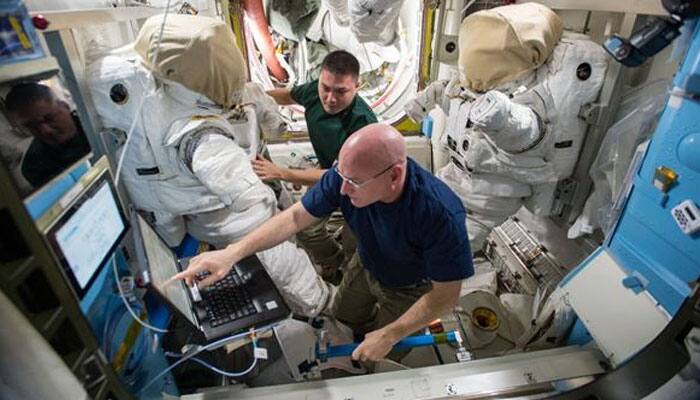 Astronauts Scott Kelly, Kjell Lindgren prepare for second spacewalk today