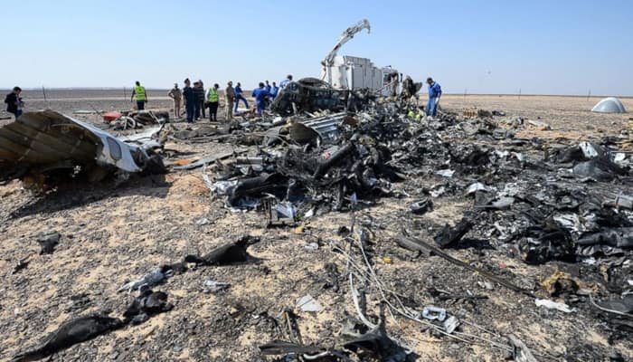 Obama, Cameron say bomb may have caused Egypt plane crash