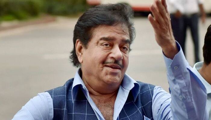 Shatrughan Sinha snubs BJP, calls Nitish&#039;s triumph victory of democracy