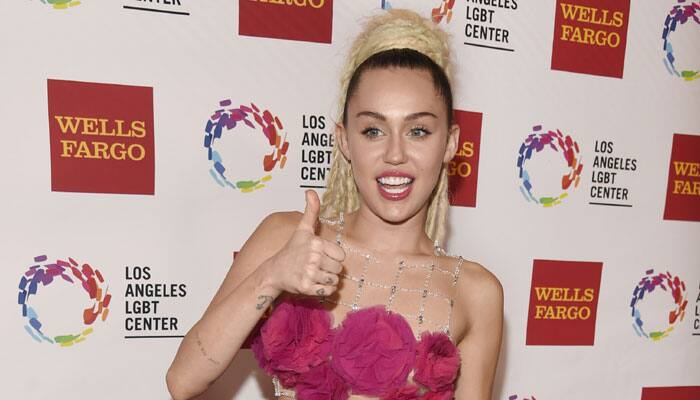 Piano licked by Miley Cyrus auctioned for $50,000