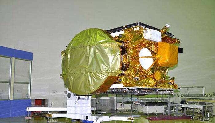 Ariane 5 gears up to blast off with ISRO&#039;s GSAT-15 satellite