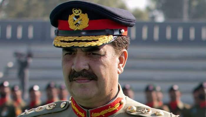 Can you believe it! Pakistan Army Chief invites himself to the US  