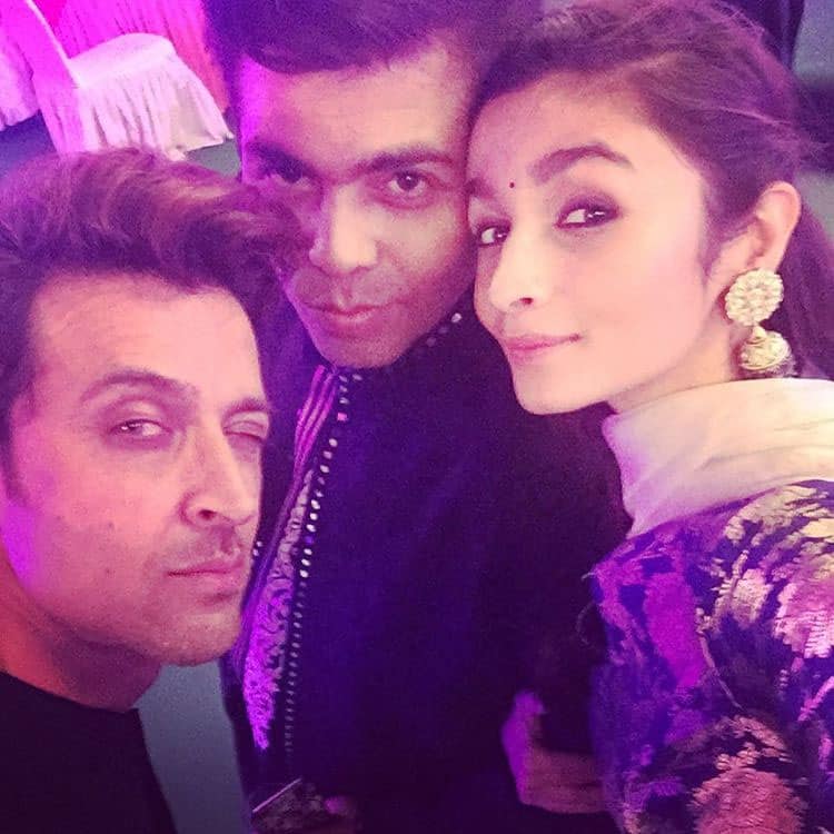 Alia Bhatt :- Selfie timeeee -instagram