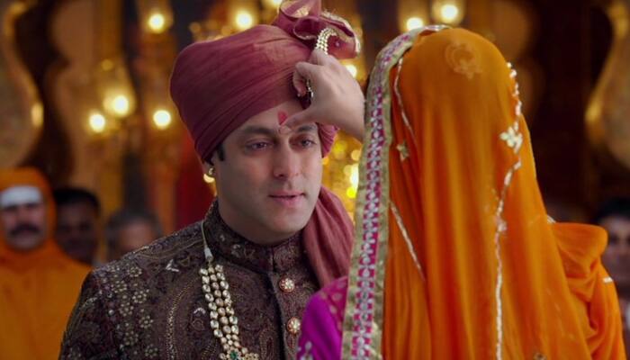 Salman&#039;s &#039;Prem Ratan Dhan Payo&#039; gets headstart at Box Office