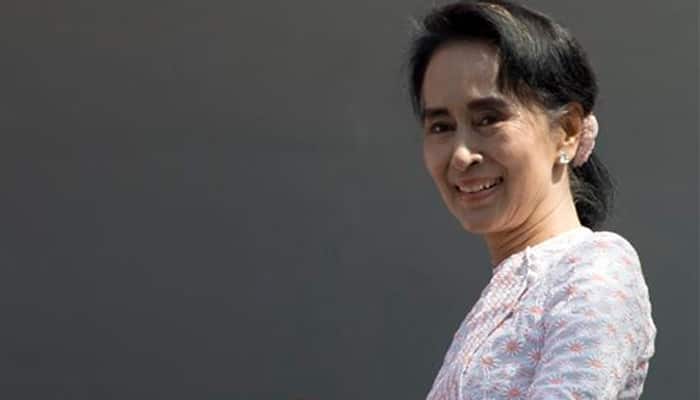 Aung San Suu Kyi’s party wins historic Myanmar elections