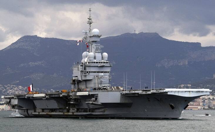 France deploys aircraft carrier to support Syria raids