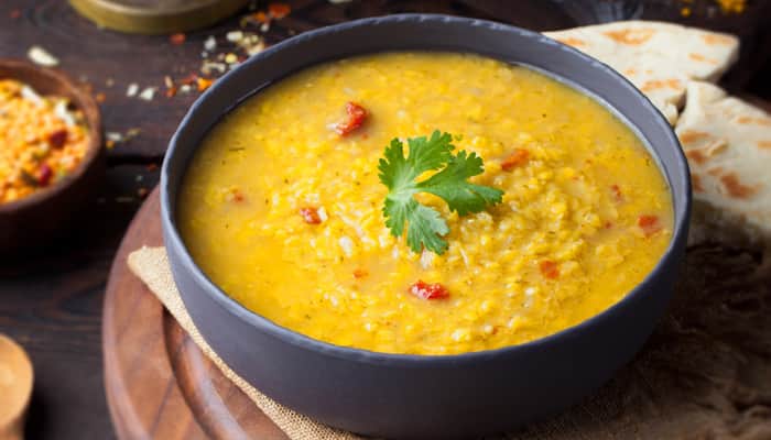 Recipe: Masoor Dal Curry Soup | News | Zee News