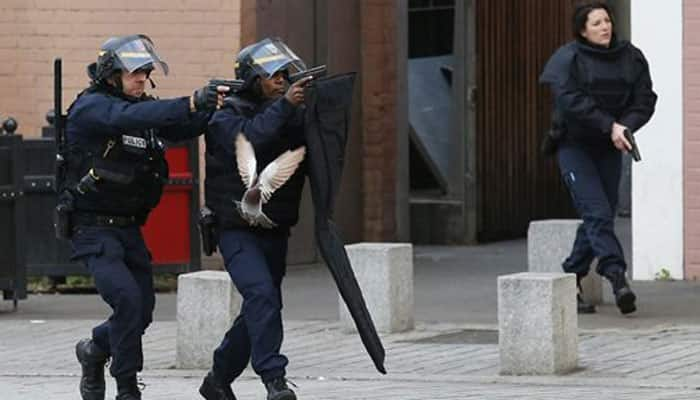 Female suicide bomber among two dead in police raid targeting Paris attack mastermind