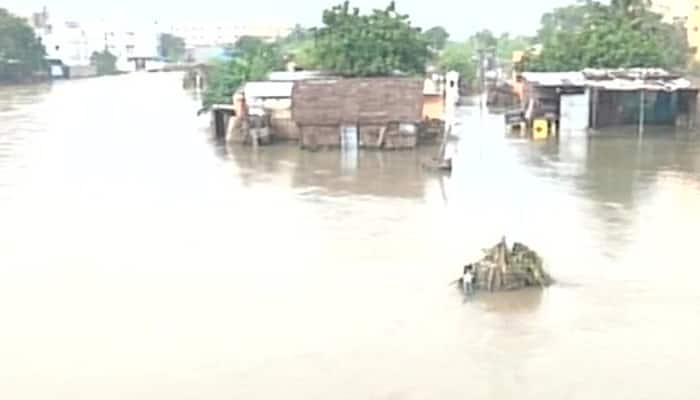 Heavy rain continues to disrupt life in Chennai; waterlogging at several places
