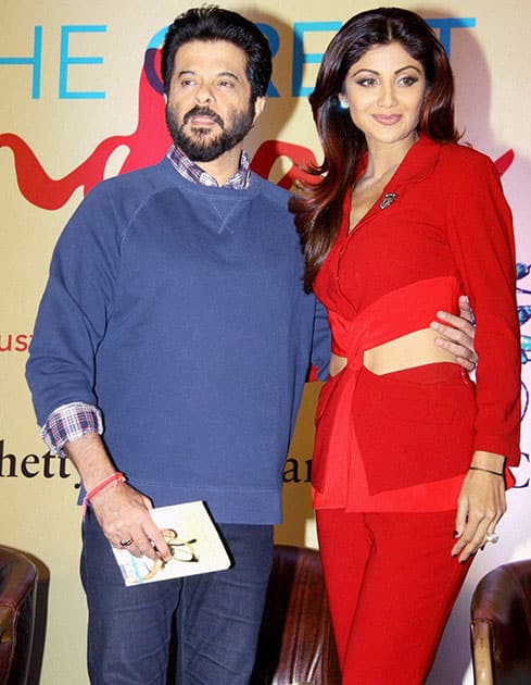 Bollywood actors Anil Kapoor and Shilpa Shetty at the launch of the latters book The Great Indian Diet in Mumbai.