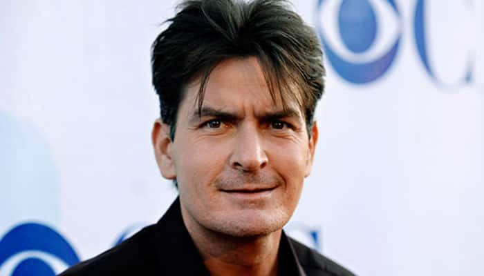 Martin salutes &#039;courage&#039; of son Charlie Sheen