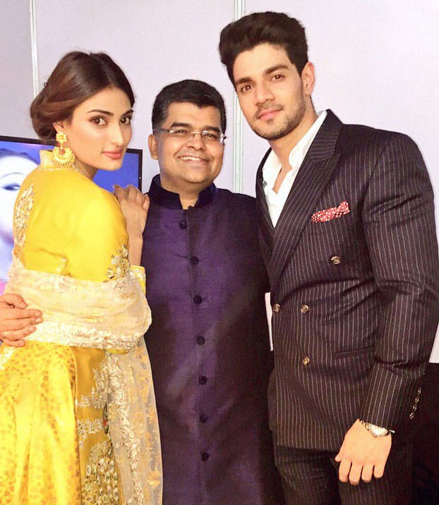 Sooraj Pancholi :- Had a great time tonight at the very first Marathi FILMFARE awards @filmfare @jiteshpillaai @theathiyashetty -twitter