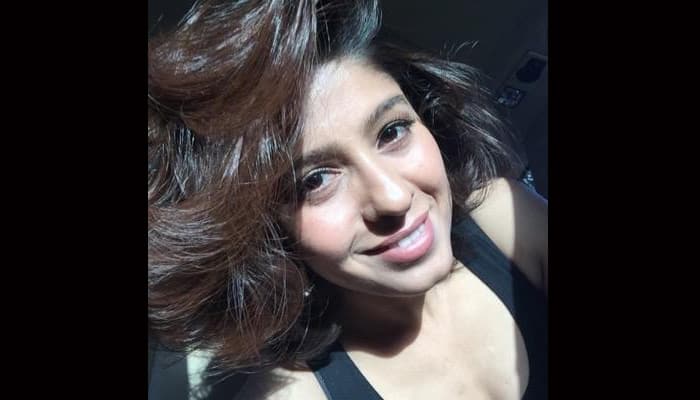 Sunidhi Chauhan to lend voice for Hindi TV premiere of &#039;Frozen&#039; 