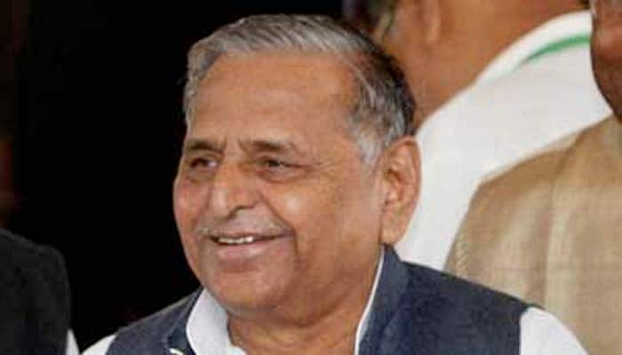 Mulayam defends Aamir Khan, says &#039;everyone has right to voice their opinion&#039;