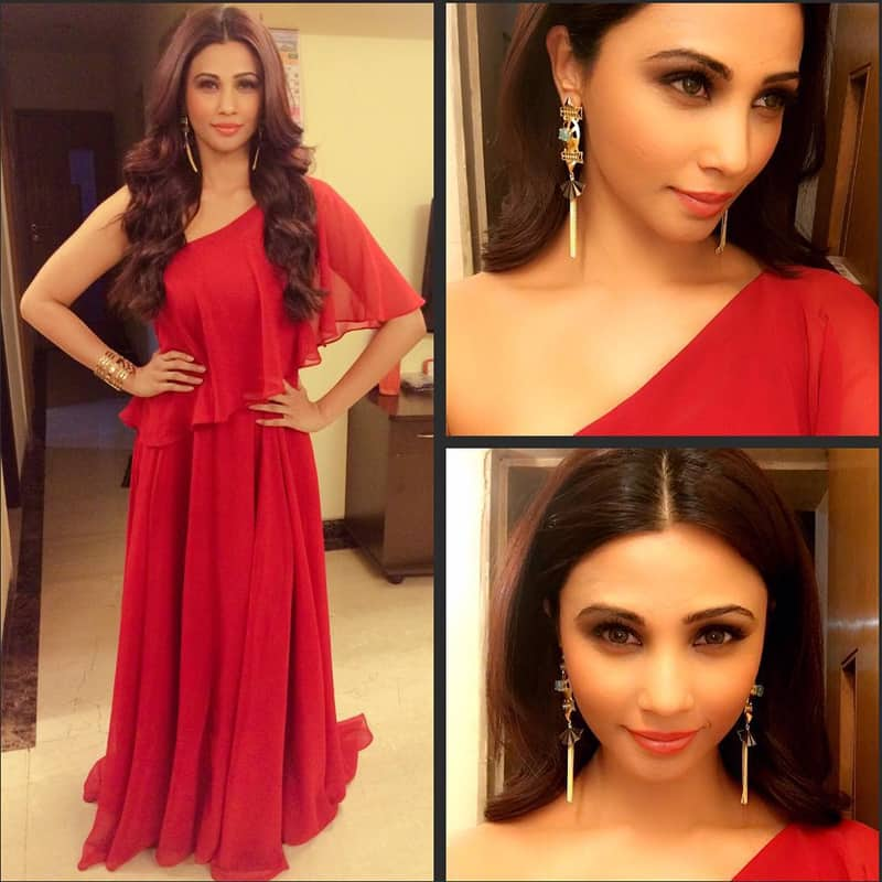 Daisy Shah :- About last night @zoomtv #turnonnightsparty Styled by @eshaamin Wearing swateesinghlabel &… -instagram 